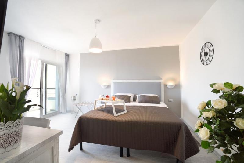 Hotel Gli Ulivi โอโรเซย ภายนอก รูปภาพ